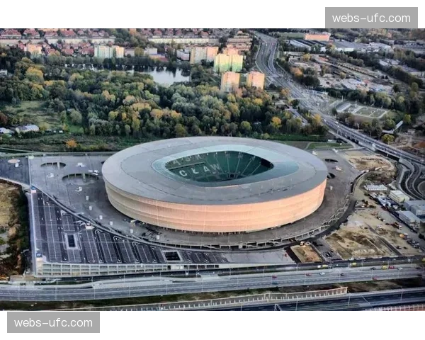 为申办2032年欧洲杯,罗马启动奥林匹克球场改造计划 为申办2032年欧洲杯,罗马启动奥林匹克球场改造计划